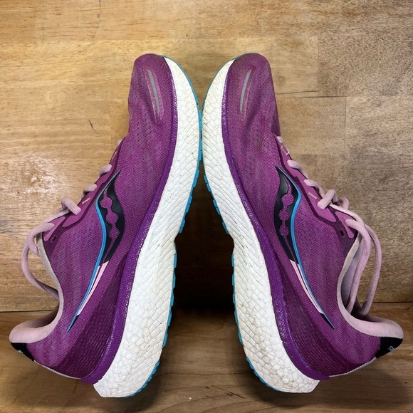 Saucony Triumph 19 Womens Sz 11.5 Running Shoes Sneakers Razzle Blaze S10678-30 - Picture 6 of 12